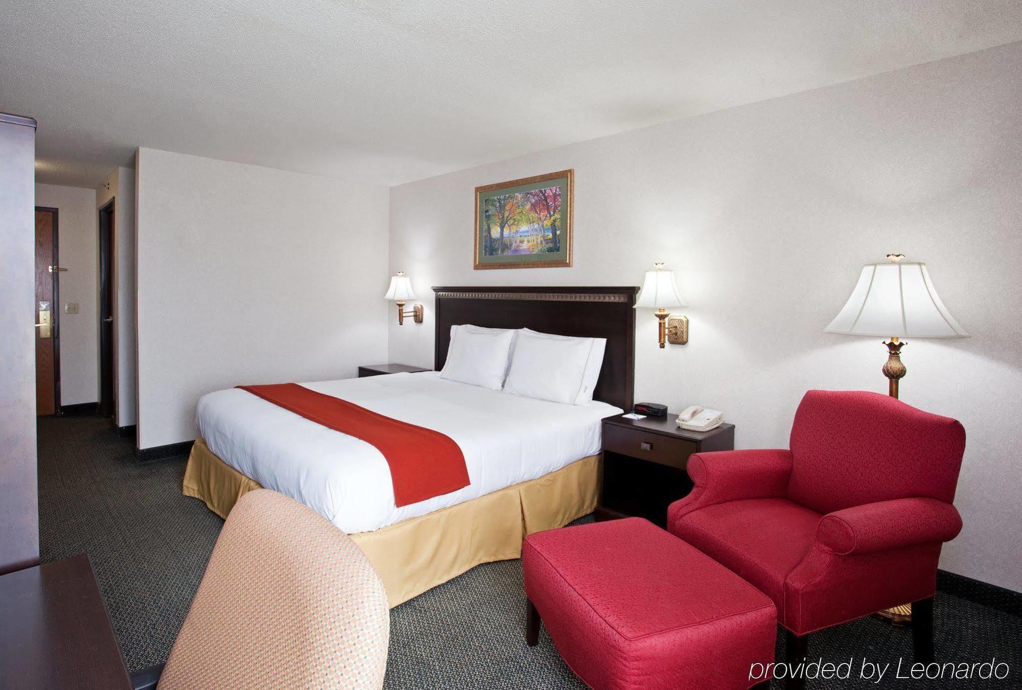 Best Western St. Clairsville Inn & Suites Zewnętrze zdjęcie
